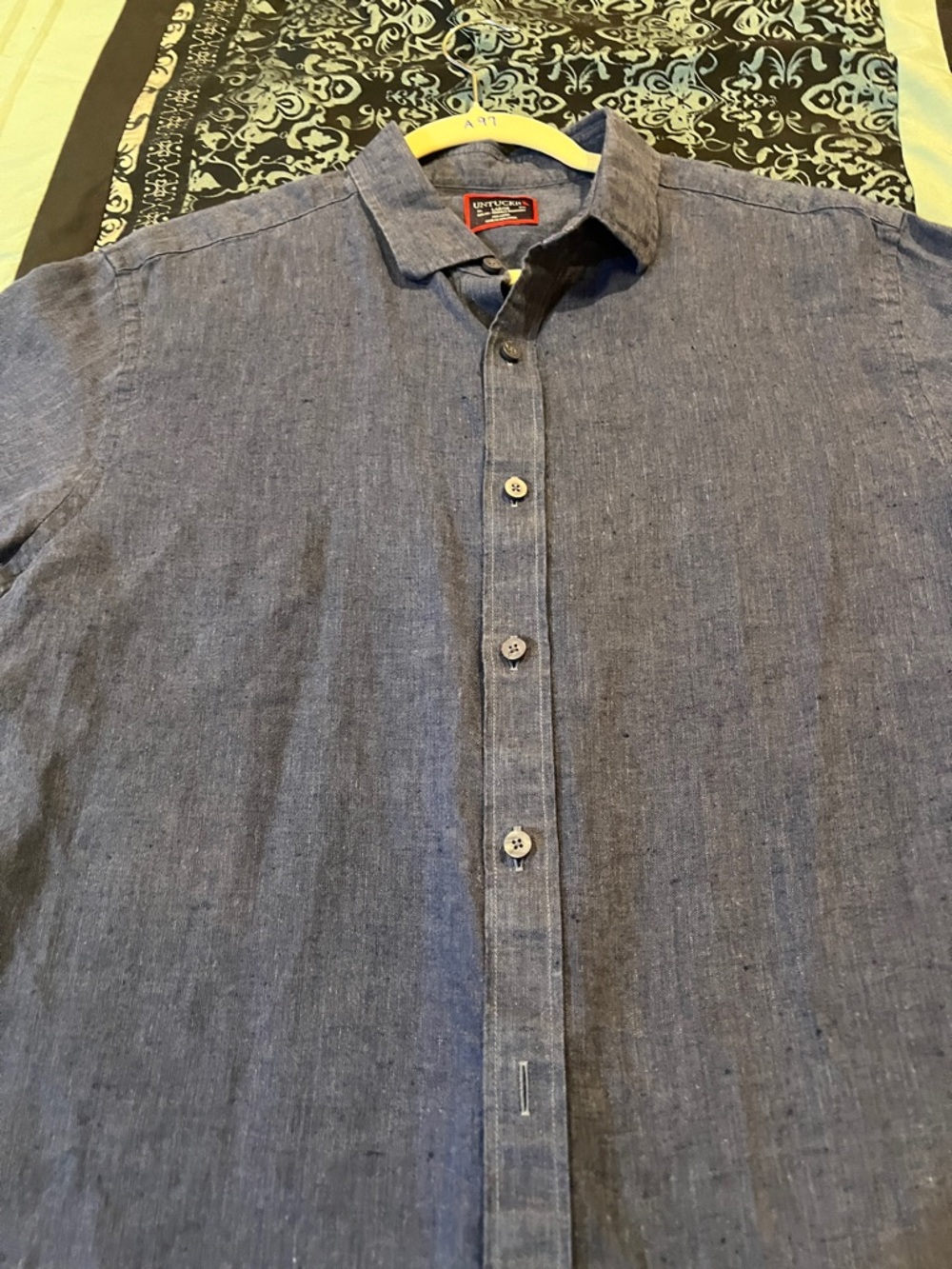 UNTUCKit Men's Short-Sleeve Chambray Button-Down Shirt - Blue - Picture 4 of 7
